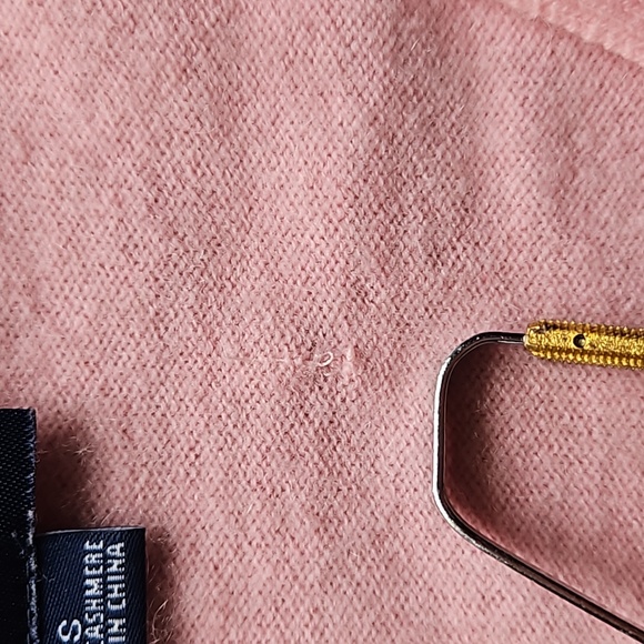 Ann Taylor Cashmere sweater - Picture 5 of 6